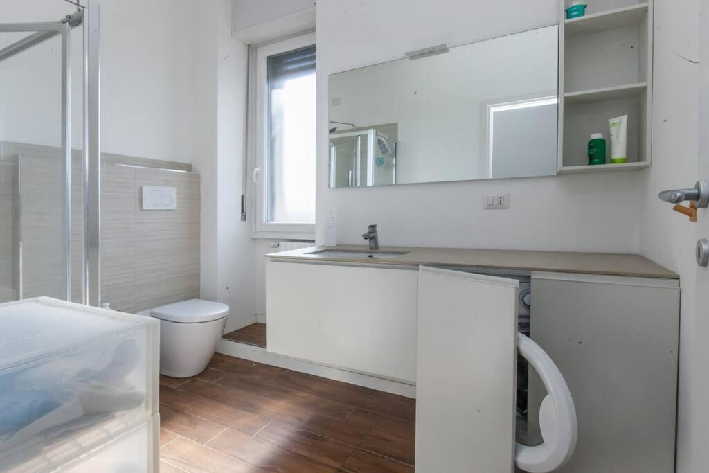 Bocconi And Navigli Apartment Milan Exterior photo