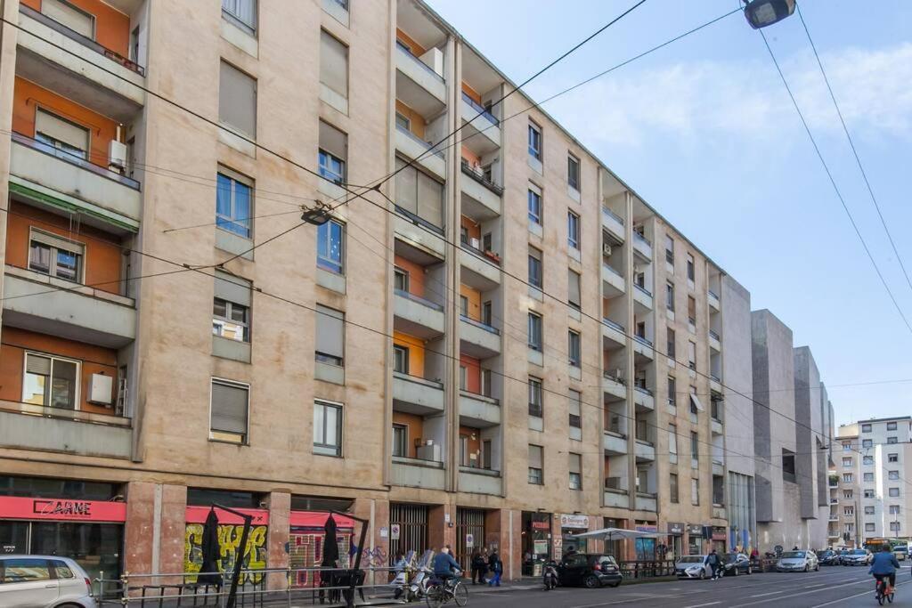 Bocconi And Navigli Apartment Milan Exterior photo